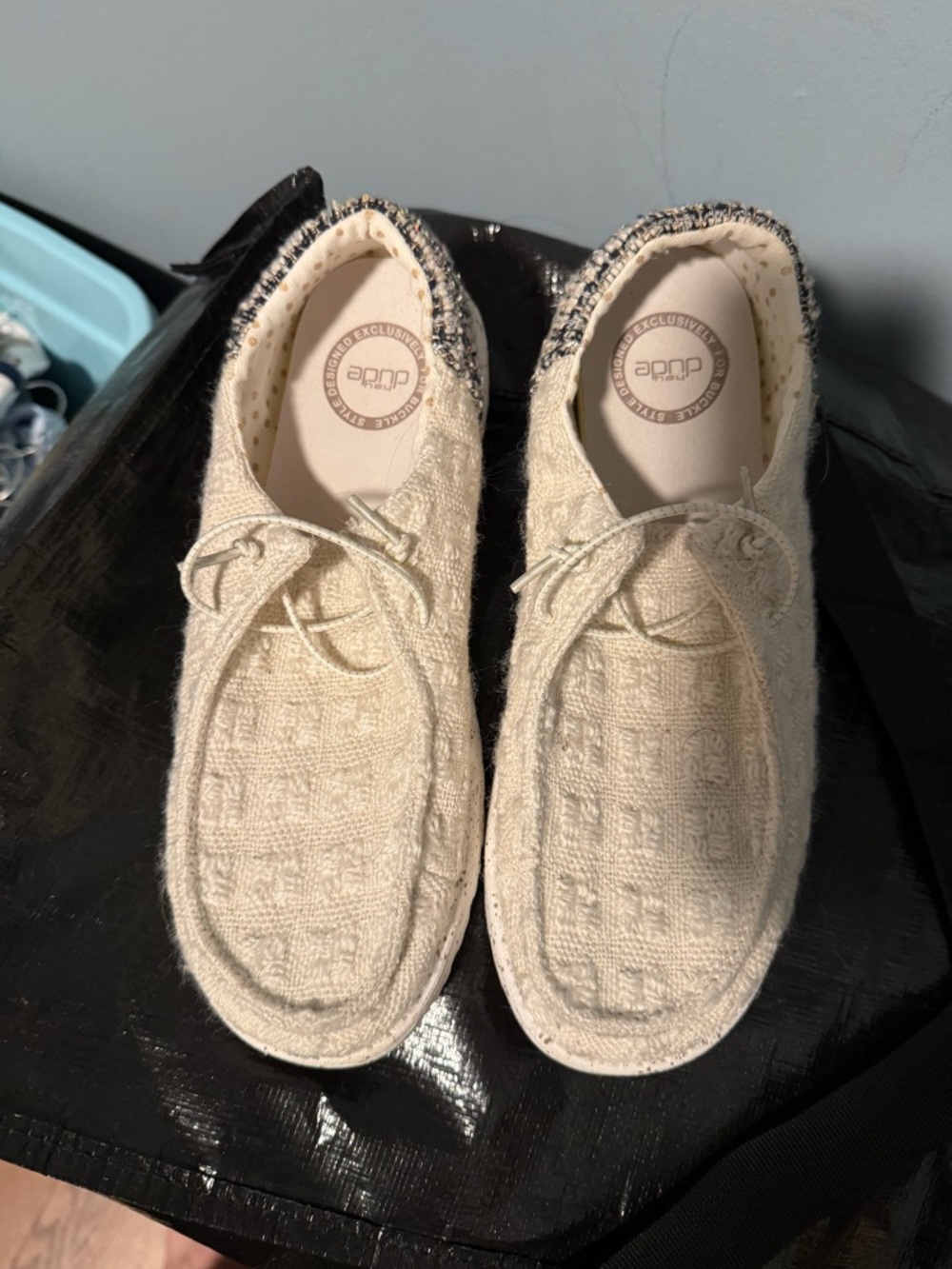 Hey Dude Women's Cream Woven Moccasins